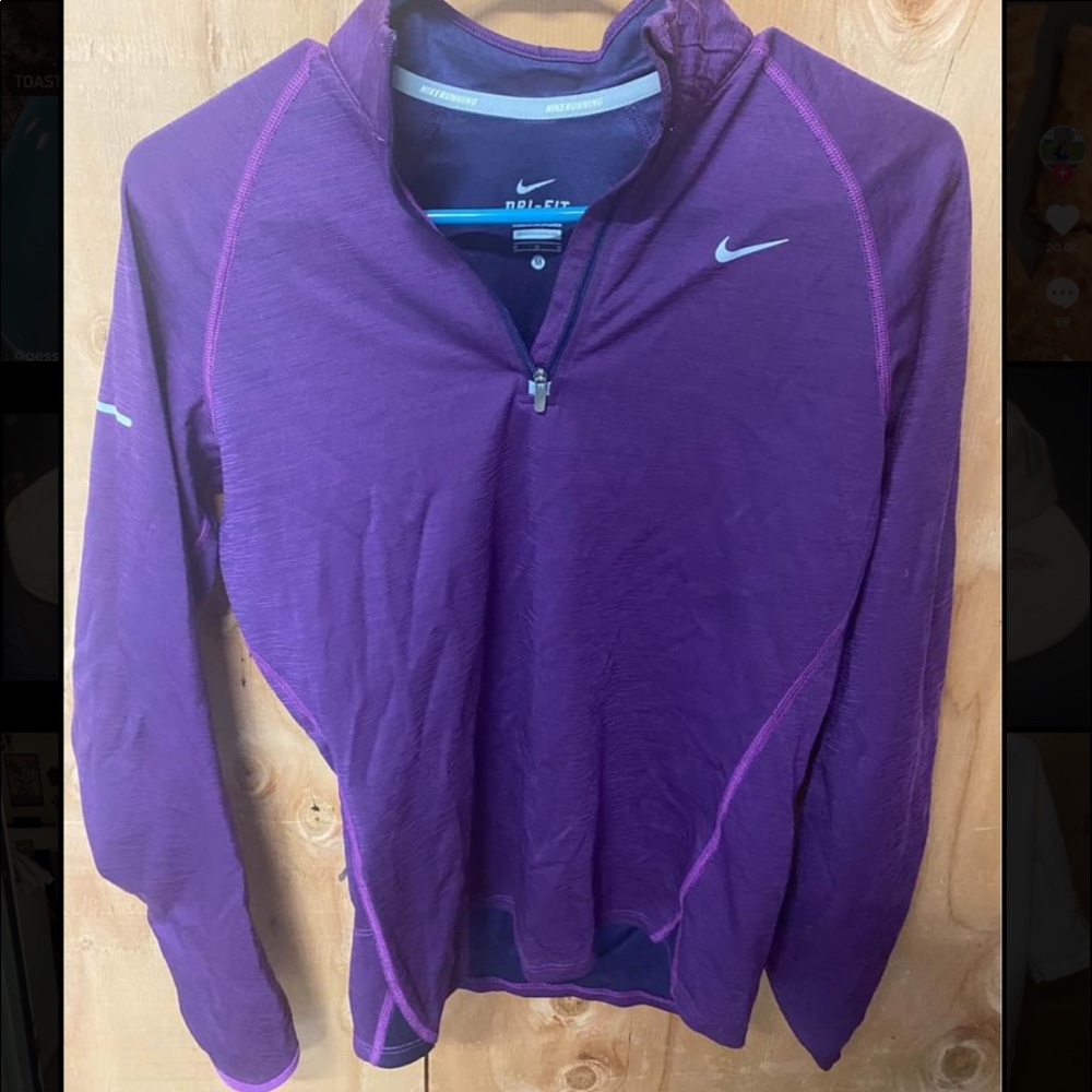 Women’s Nike dry fit pullover